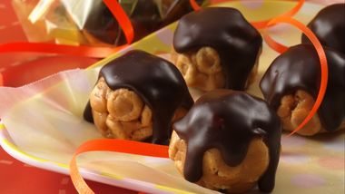 Rachel's Roly-Poly Peanut Butter Chocolate Balls