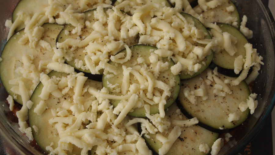 Baked Eggplant and Ground Beef Recipe - QueRicaVida.com
