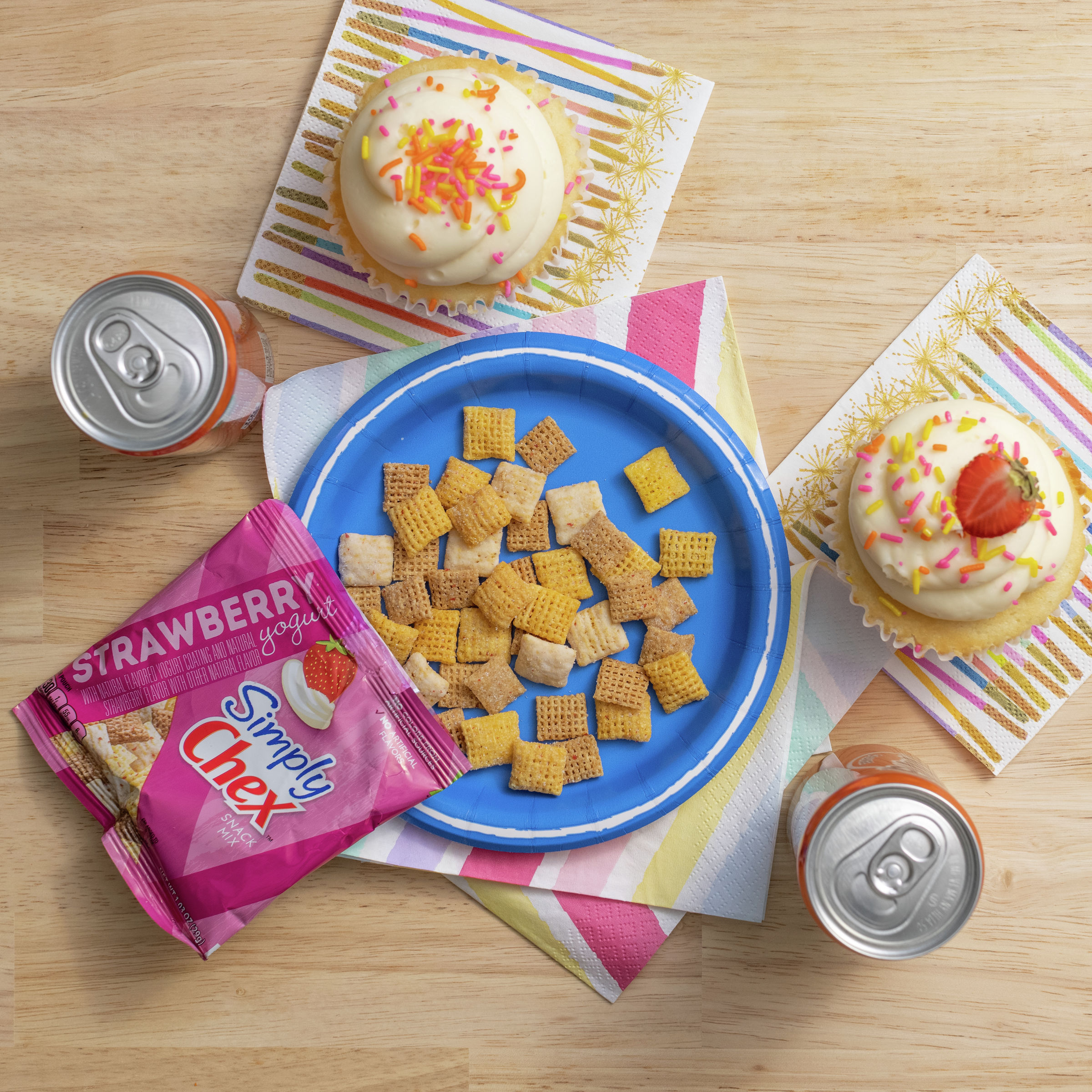 Chex Mix™ Simply Chex™ Snack Mix Single Serve Strawberry Yogurt (60 ct