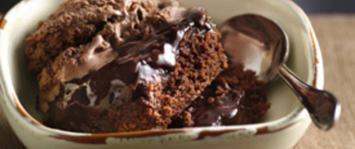 Double Hot Fudge Pudding Cake recipe from Betty Crocker