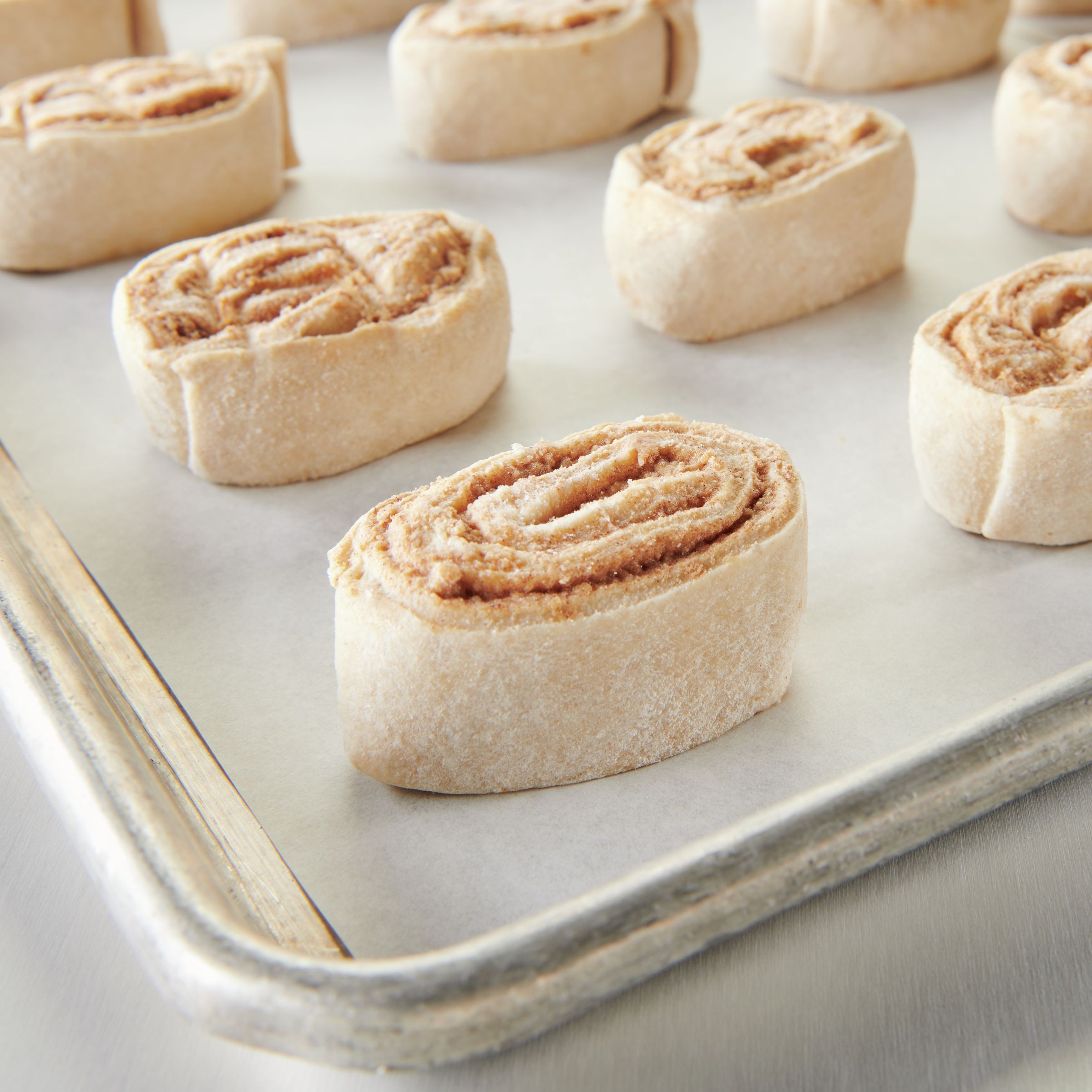 Pillsbury™ FreezertoOven Whole Grain Cinnamon Roll Dough K12 2.7 oz