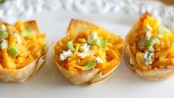 Buffalo Chicken Mac and Cheese Cupcakes