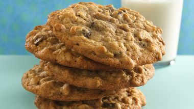 Cinnamon-Raisin-Oatmeal Cookies