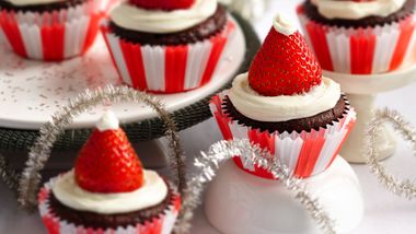 cupcakes velvet santa cake frosting buttercream betty marshmallow festive roundup classic crocker recipes recipe bettycrocker pmc comments tested quick kitchen