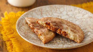 Salted Caramel-Stuffed Snickerdoodles recipe from Betty Crocker Salted Caramel-Stuffed Snickerdoodles recipe from Betty Crocker