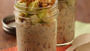 Apple Crisp Refrigerator Oatmeal
