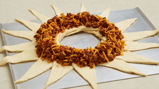 Taco Crescent Ring Recipe Pillsbury Com