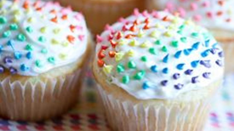 Polka Dot Rainbow Cupcakes