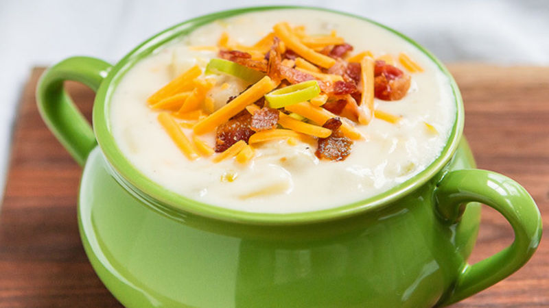 Spicy Potato and Leek Soup