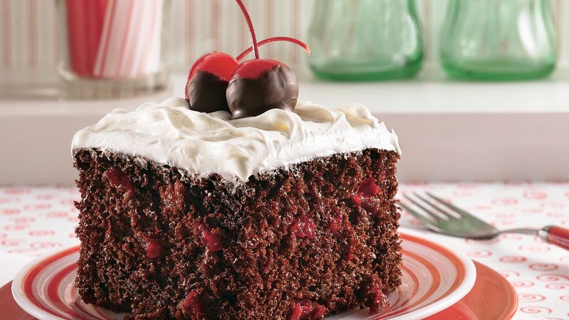 Gâteau au chocolat et au cola à la cerise