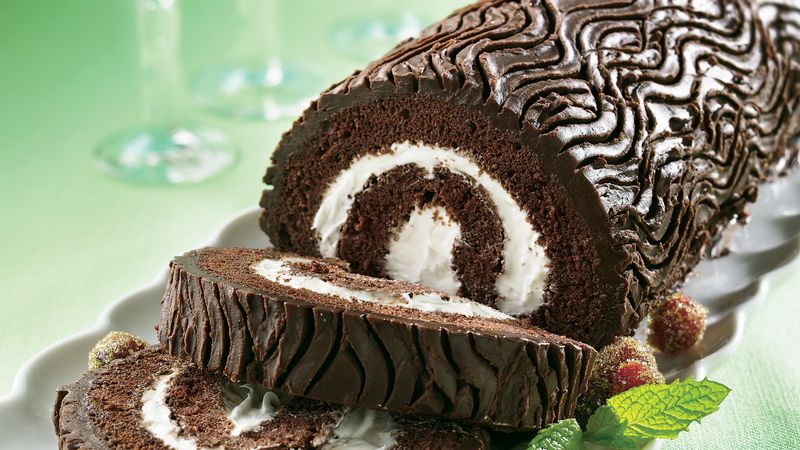 Yule Log Cake Recipe - BettyCrocker.com