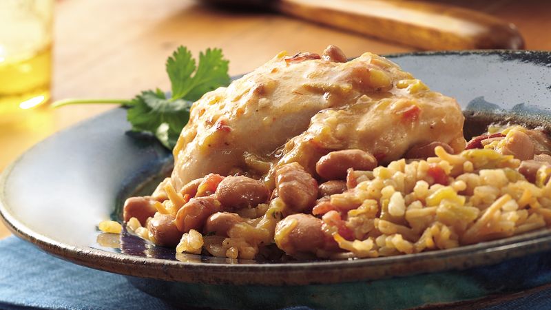 Slow Cooker Chipotle Chicken And Pintos With Spanish Rice Recipe Bettycrocker Com