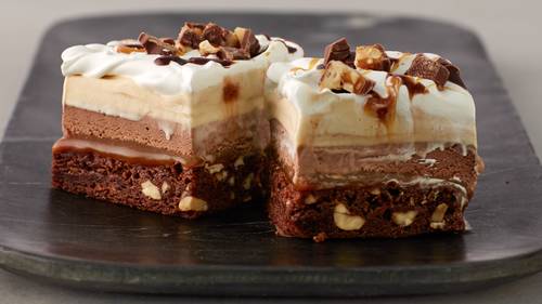 Snickers™ Ice Cream Cake Bars