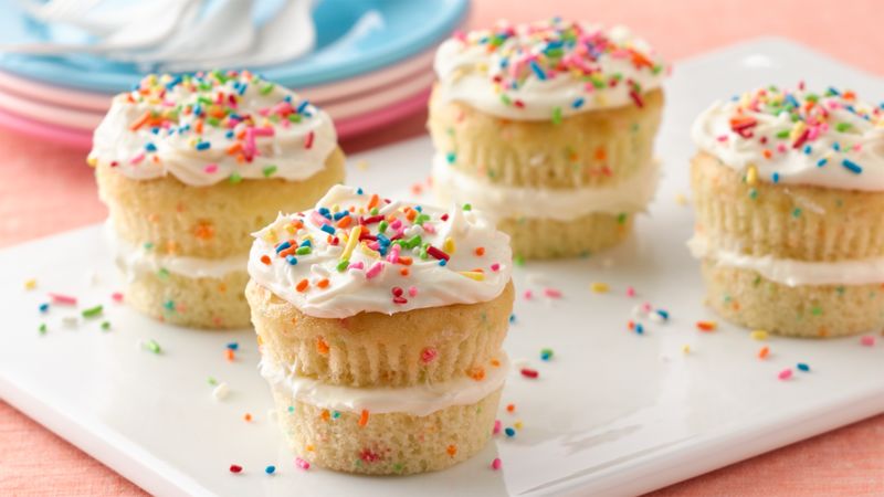 sprinkle surprise cupcakes