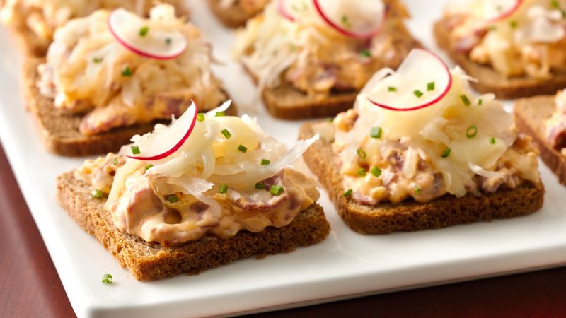 Cheesy Reuben Appetizer Recipe - Tablespoon.com