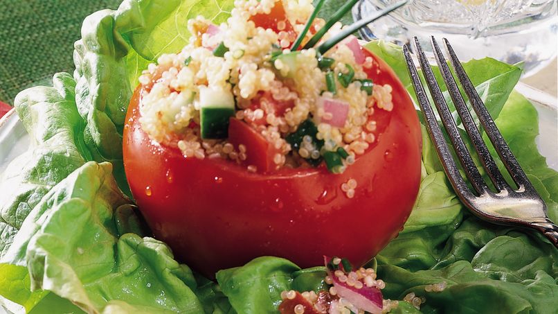 Tomates Rellenos de Ensalada de Quinoa
