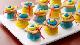 Mini Cupcake Mortarboards