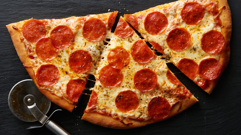 pepperoni pizza cheese pizza