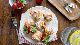 Mini Cinnamon Roll Breakfast Cupcakes