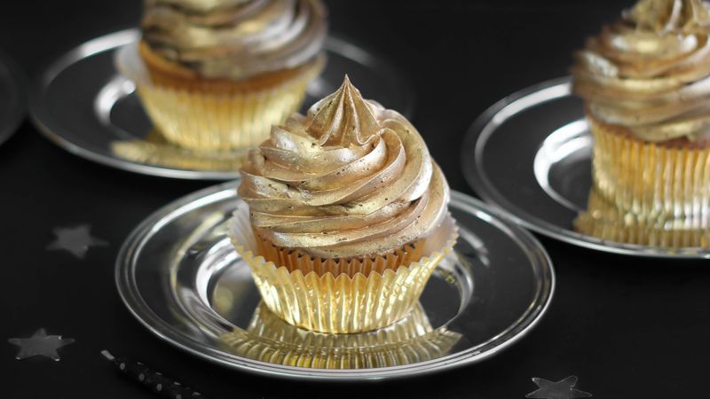 Gold Glitter Cupcakes