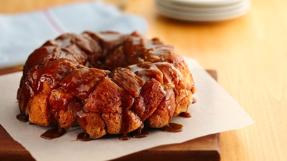 Cinnamon Bun Pull Apart Cake Pan Cinnamon Bun Pull Apart Cake Pan
