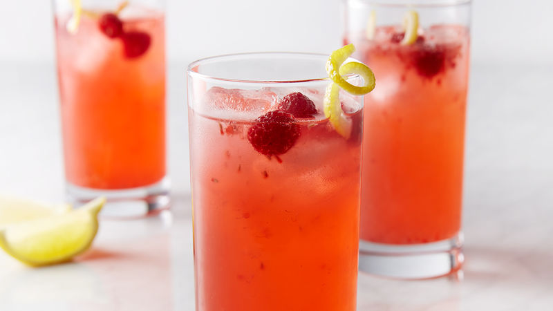 Limonade aux framboises fraîches et à la vodka