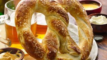 Victory Pretzel with Dipping Sauces