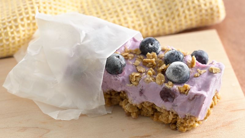 Frozen Blueberry Breakfast Bars | Must-Try Homemade Breakfast Bar Recipes