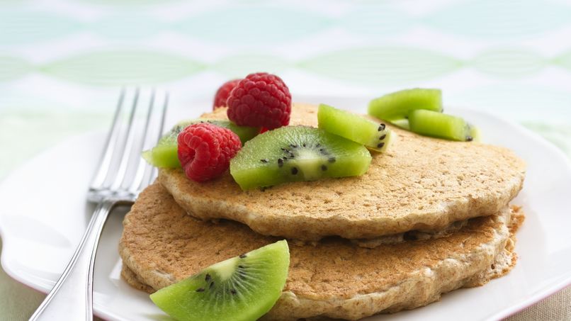 Oatmeal Pancakes with Mixed Berry Topping