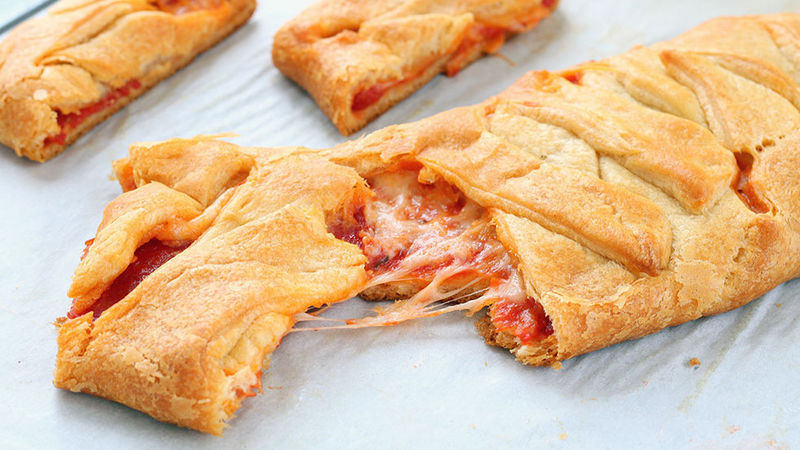 Pepperoni Pizza Braid Recipe - LifeMadeDelicious.ca