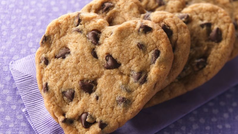 heart shaped chocolate chip cookies