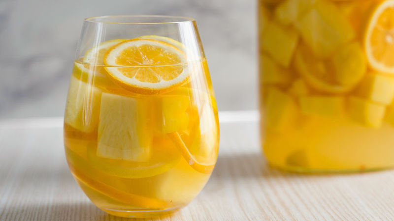 Limonade à la sangria blanche