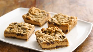 Chocolate Chip-Peanut Butter Squares