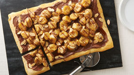 Caramelized Banana Nutella™ Pizza
