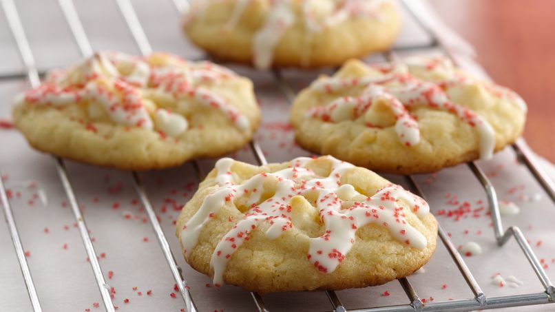 Holiday White Chocolate Macaroon Cookies