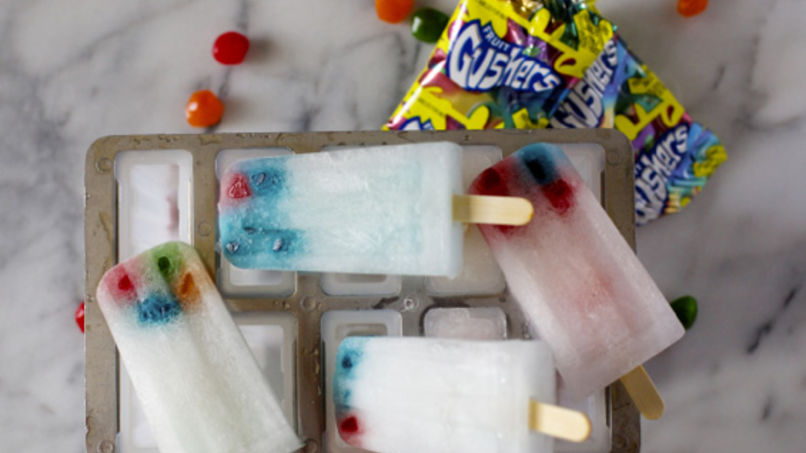 Paletas con Fruit Gushers™