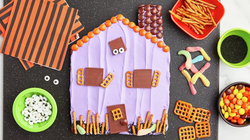 Spooky Haunted House Brownie