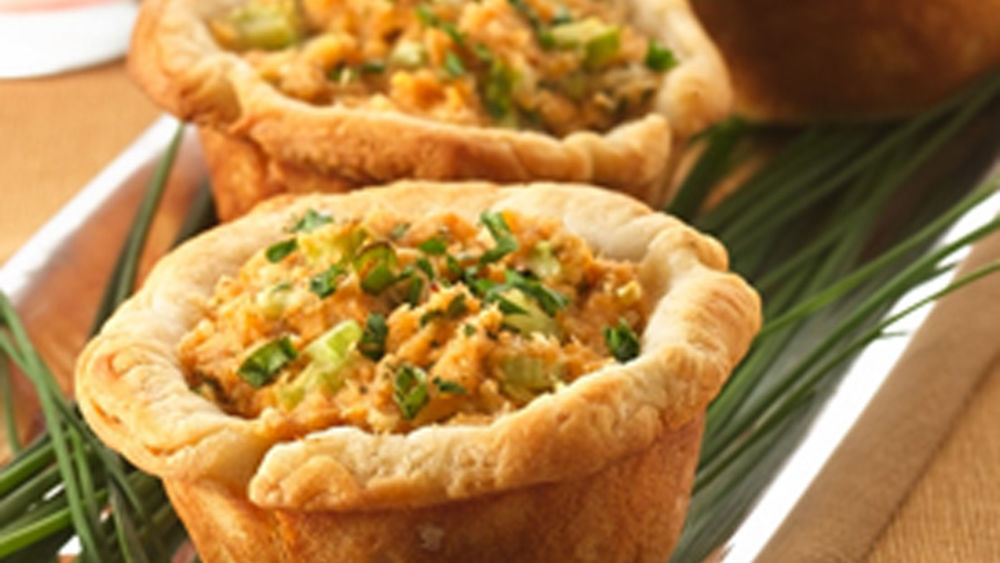 Deviled Crab and Cheese Biscuit Cups recipe from