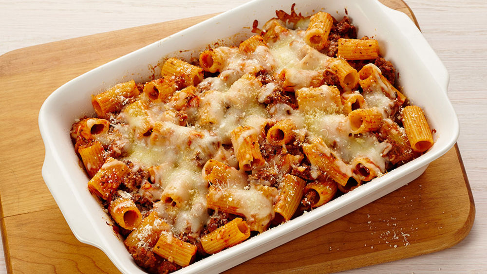 Beef Rigatoni pasta bake is a super simple weeknight dinner that the