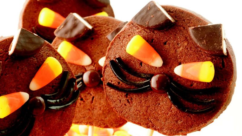 Black Cat Cookie Pops