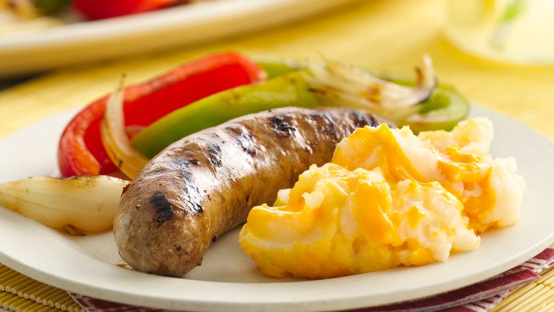 Grilled Sausage And Peppers With Cheddar Potatoes Recipe Bettycrocker Com
