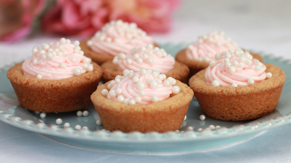 Pink Champagne Buttercream Cookie Cups Recipe
