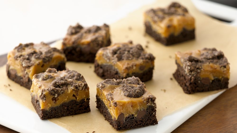 Gooey CaramelChocolate Bars Recipe
