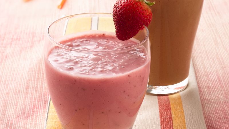  Page 2 : Drink in the Strawberry smoothie