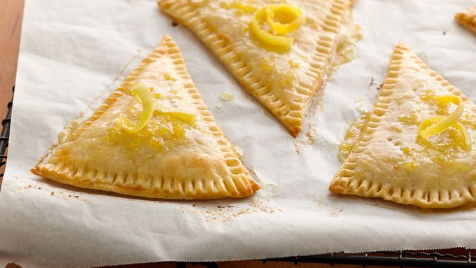 Very Vanilla Lemon Tarts