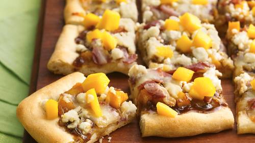 Mango, Prosciutto and Goat Cheese Appetizer Pizza-image
