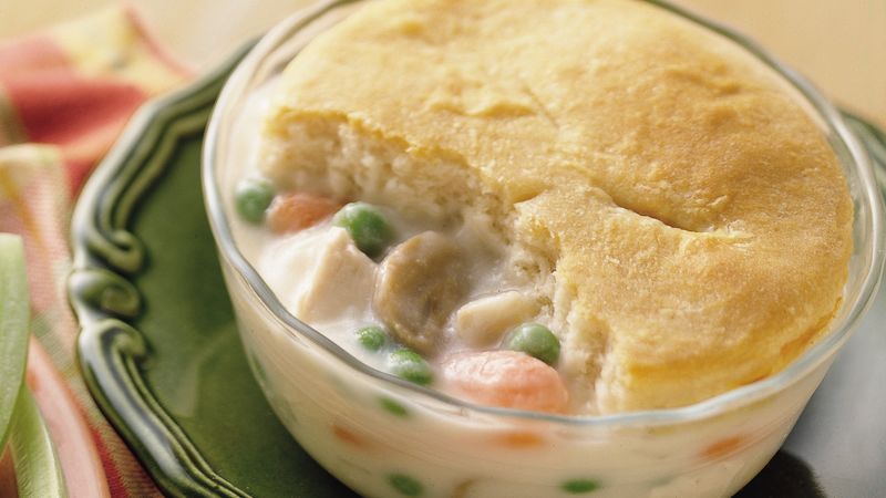 Cheap Dinner Recipes - Individual Chicken Pot Pies| Homemade Recipes http://homemaderecipes.com/quick-easy-meals/cheap-dinner-recipes