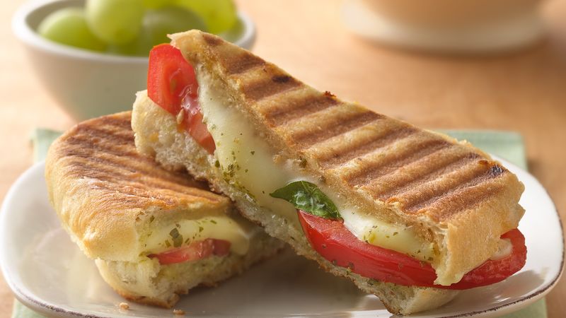 Featured image of post How to Make Tomato And Cheese Panini