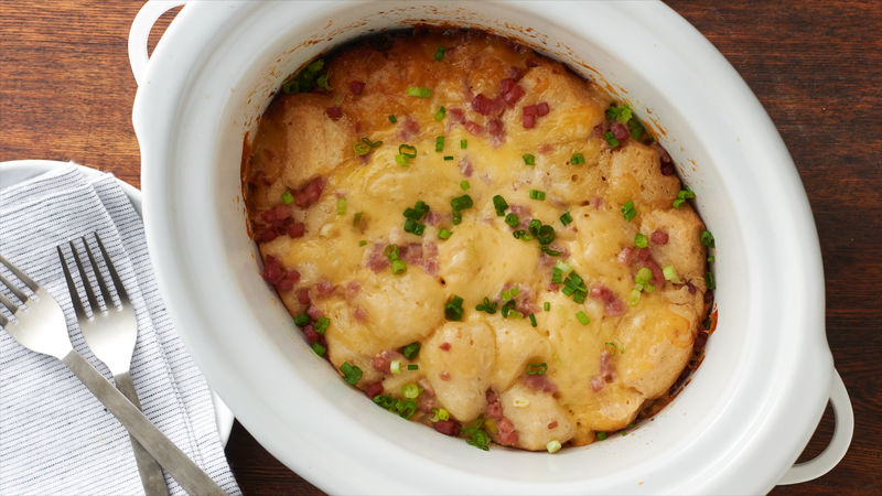 Slow-Cooker Ham and Cheese Biscuit Casserole