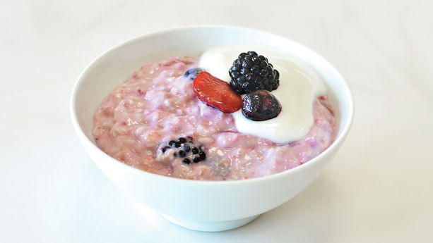 Very Berry Overnight Oats